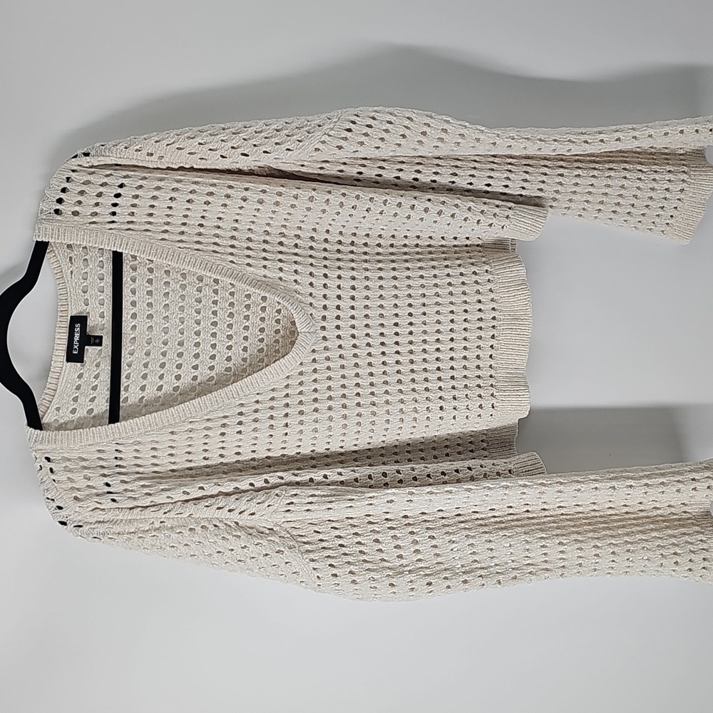 Express Cream V-Neck Sweater